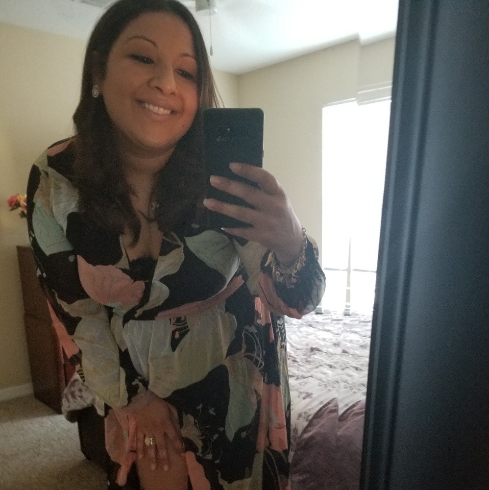 Meet your Posher, Auria